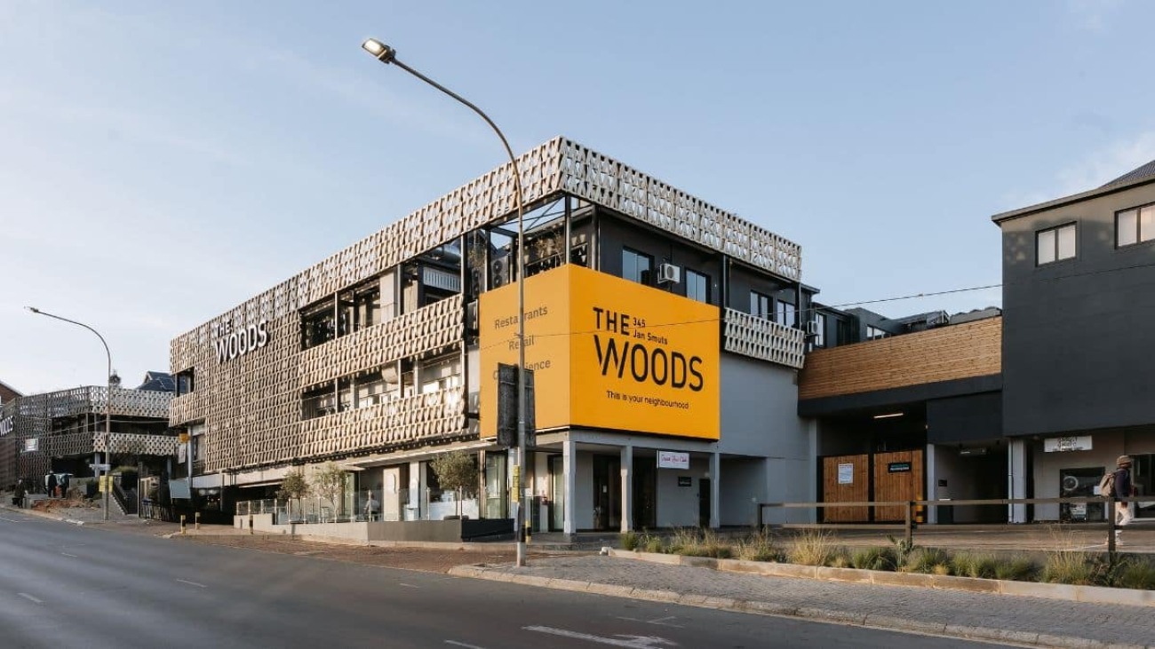 ELv1UnkFjvdN1XR0Oz7CAeN1UQxqM3uVBkyra0oJ