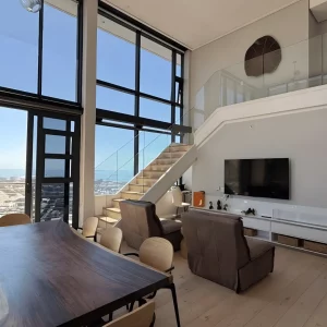 High-Rise Penthouse ijn Bree