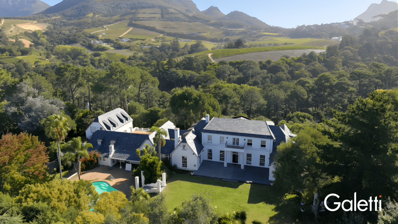 A Large Scale Estate in Constantia